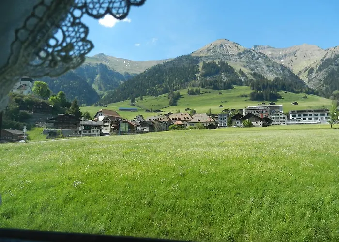 Roc Et Neige Chateau-d'Oex